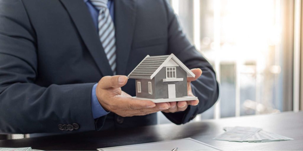 Hire Property Managers in Toronto's Banner