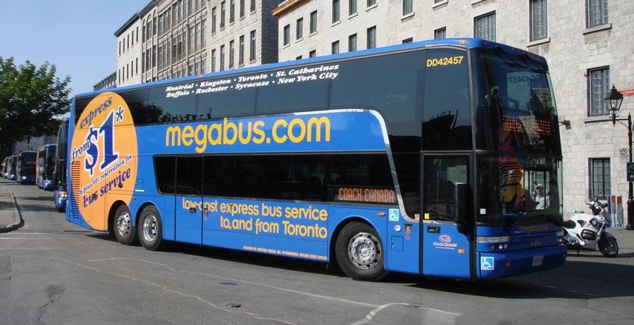 How to Travel from Toronto to Niagara Falls by Bus