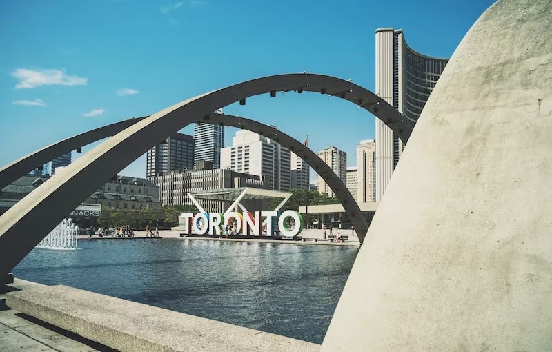 Toronto is known for the iconic Nathan Phillips Square.