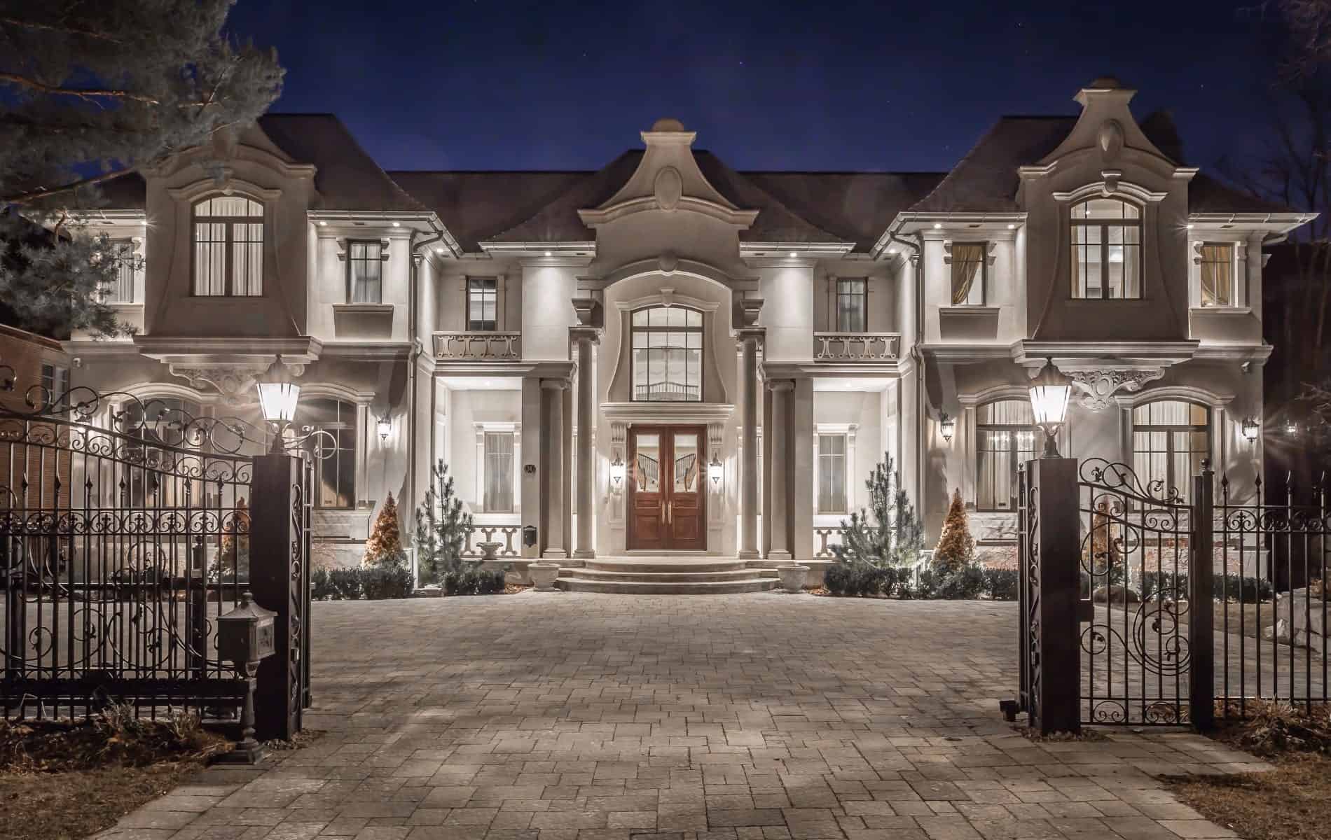 How much does it cost to be Drake’s neighbour
