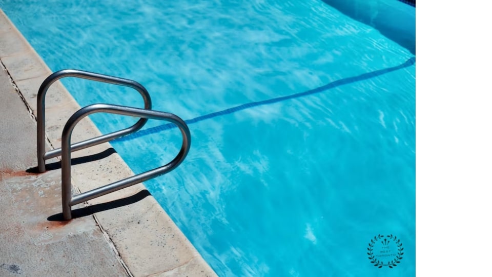 5 Pool Cleaning Services in Toronto
