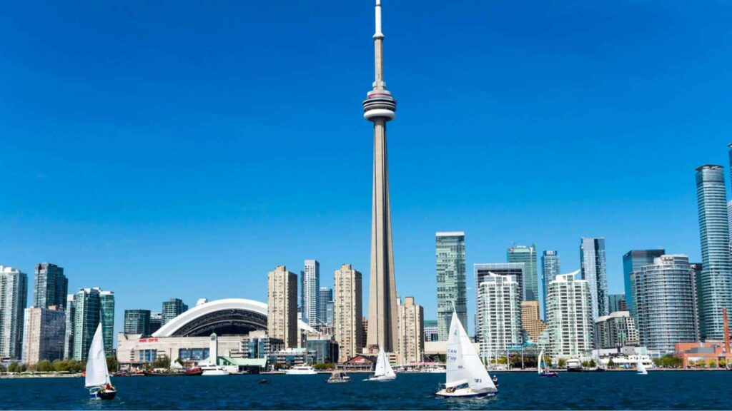 Tourist Attractions Toronto vs Calgary