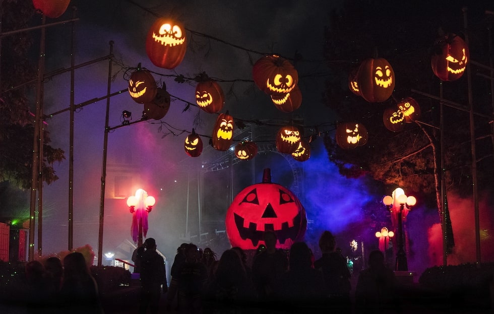 Attend Halloween Haunt at Canada’s Wonderland