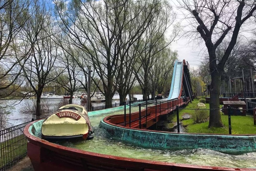 Bring the kids to Centreville Amusement Park